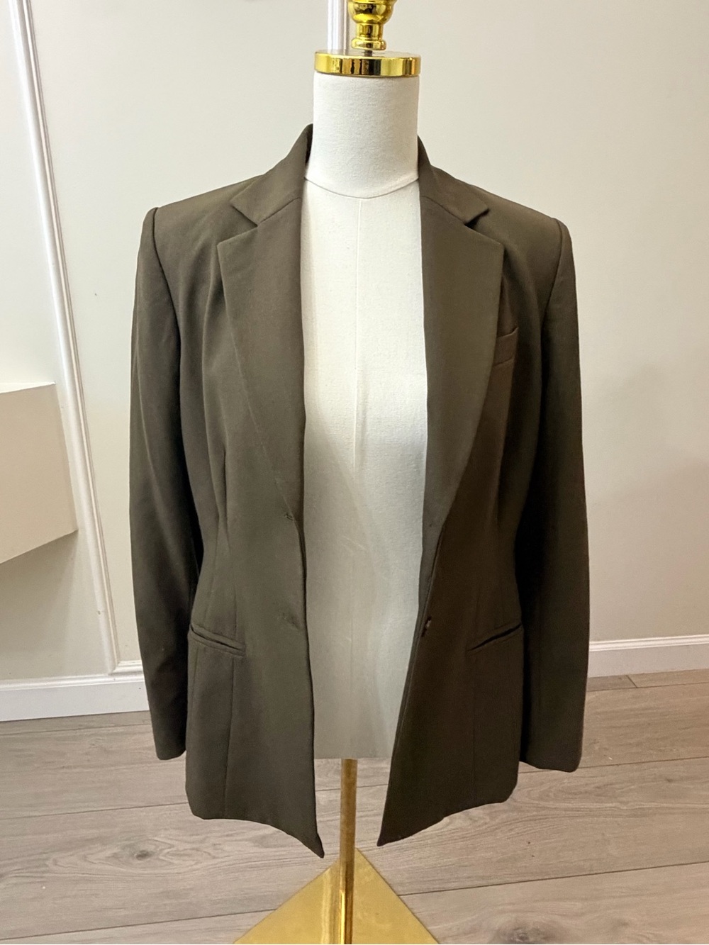 Jones New York Olive Suit Blazer with Notched Lapel - Picture 6 of 9